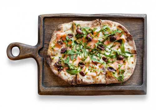 Римская пицца с лососем и сыром филадельфия